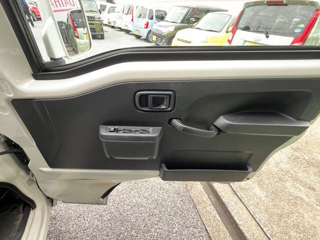 ハイゼットトラック エクストラ　バッテリー・タイヤ４本新品交換　４ＷＤ　オートマチック　パワーウィンドウ　キーレスキー（28枚目）