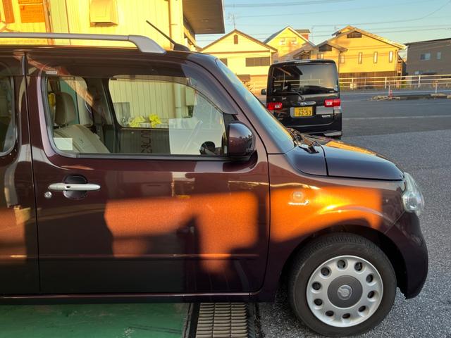 ミラココア ココアプラスＸ　タイヤ４本・バッテリー新品交換　純正ナビ　Ｂｌｕｅｔｏｏｔｈオーディオ　フルセグＴＶ　バックカメラ　ルーフレール（3枚目）