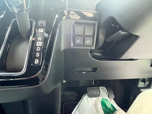 タント カスタムX フロアマット サイドバイザー シートヒーター 両側パワースライドドア(5枚目)