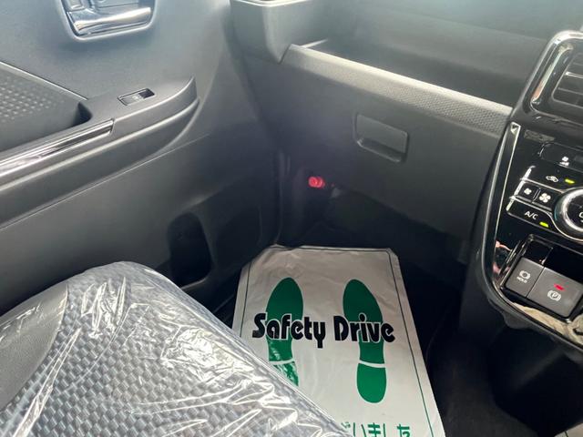 タント カスタムX フロアマット サイドバイザー シートヒーター 両側パワースライドドア(12枚目)