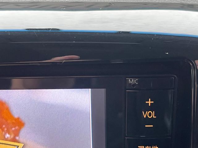 スペーシアカスタム ＸＳ　タイヤ４本・バッテリー新品交換　ＳＤナビ　Ｂｌｕｅｔｏｏｔｈオーディオ　フルセグＴＶ　両側パワースライドドア　シートヒーター　ＥＴＣ　ドラレコ（10枚目）