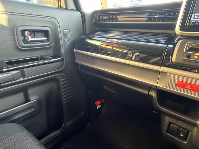 スペーシアカスタム ハイブリッドＧＳ　タイヤ４本・バッテリー新品交換　ＳＤナビ　Ｂｌｕｅｔｏｏｔｈオーディオ　フルセグＴＶ　全方位カメラ　シートヒーター　フロアマット　サイドバイザー　左側パワースライドドア　ドラレコ前後（13枚目）