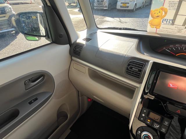 タント Ｇ　ＳＡＩＩ　タイヤ４本・バッテリー新品交換　純正ナビ　Ｂｌｕｅｔｏｏｔｈオーディオ　ＥＴＣ　バックカメラ　両側パワースライドドア　フロアマット　サイドバイザー（26枚目）