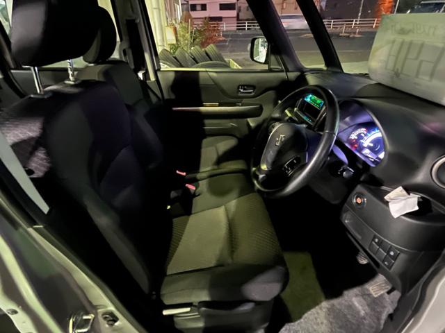 スペーシアカスタムＺ ターボ　タイヤ４本・バッテリー新品交換　ターボ　左側パワースライドドア　クルーズコントロール（15枚目）