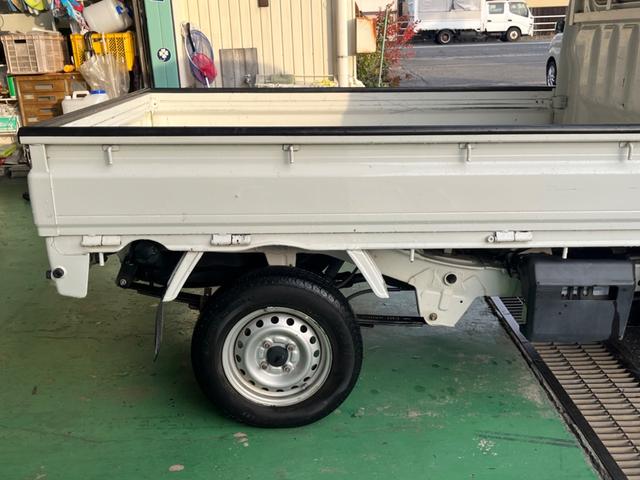 ハイゼットトラック スタンダード タイヤ4本新品・バッテリー新品交換 4WD MT車(18枚目)