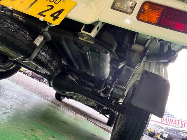 ハイゼットトラック スタンダード タイヤ4本新品・バッテリー新品交換 4WD MT車(21枚目)