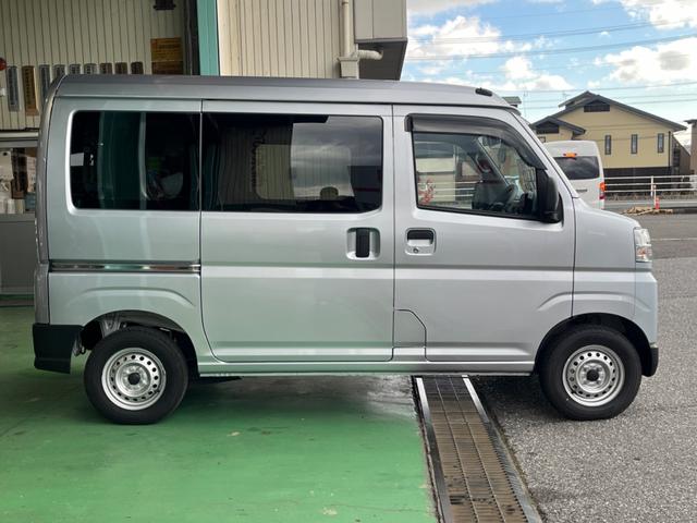 ハイゼットカーゴ DX キーレス サイドバイザー 純正オールウェザーマット新品装着(7枚目)