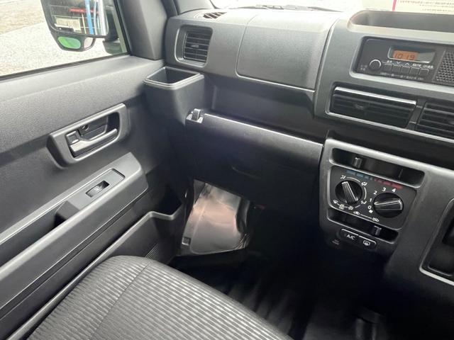 ハイゼットカーゴ DX キーレス サイドバイザー 純正オールウェザーマット新品装着(22枚目)