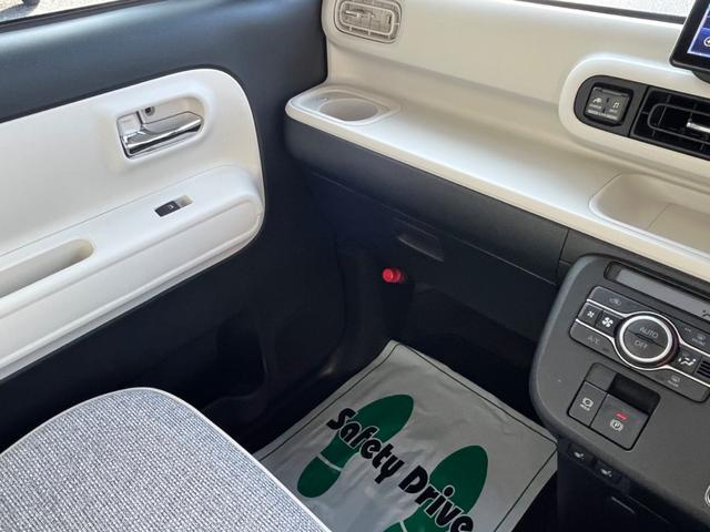 ムーヴキャンバス ストライプスGターボ タイヤ4本新品・バッテリー新品交換 ターボ 純正10インチナビ Bluetoothオーディオ フルセグTV 全方位カメラ 両側パワースライドドア 置くだけ充電 ナビ連動ドライブレコーダー(19枚目)