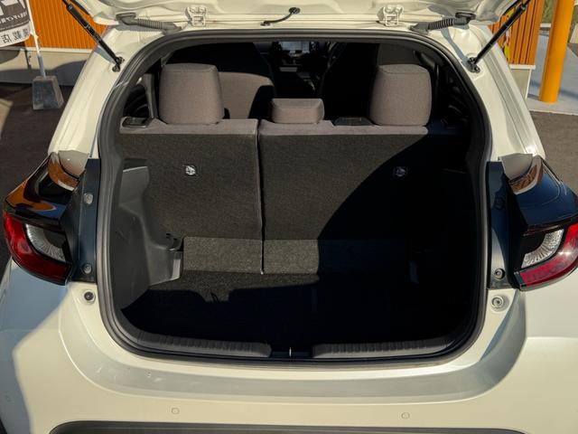 ヤリス Ｘ（4枚目）