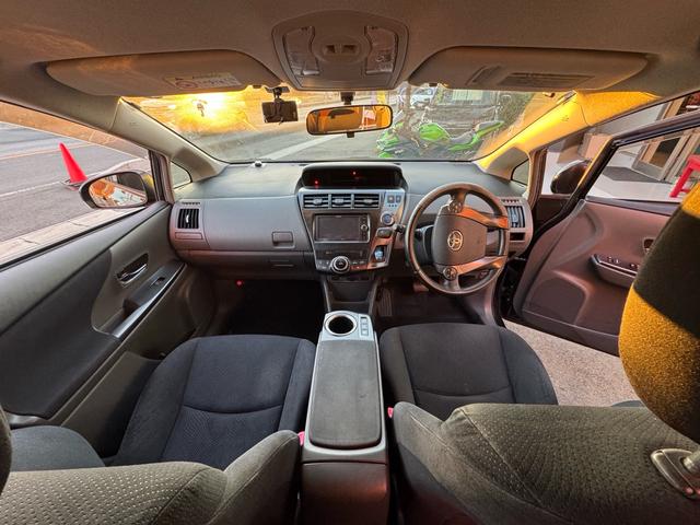 プリウスアルファ Ｓ　チューン　ブラック　現状渡し　車検なし　整備なし　ハイブリットバッテリー〇（3枚目）