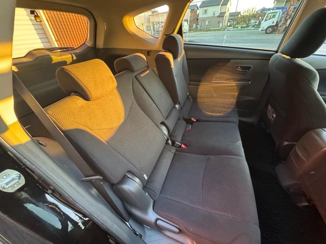 プリウスアルファ Ｓ　チューン　ブラック　現状渡し　車検なし　整備なし　ハイブリットバッテリー〇（5枚目）