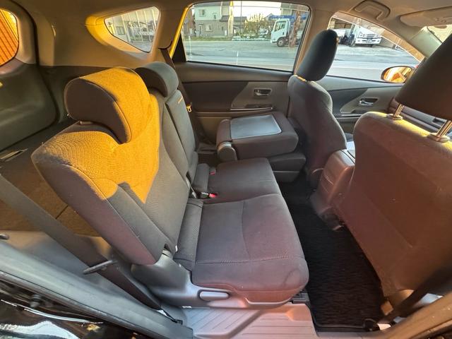 プリウスアルファ Ｓ　チューン　ブラック　現状渡し　車検なし　整備なし　ハイブリットバッテリー〇（6枚目）