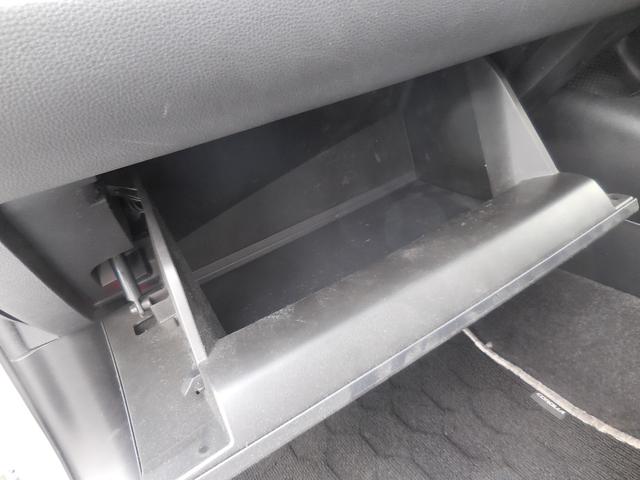 カローラツーリング ハイブリッド ダブルバイビー 法人1オナ 禁煙車 衝突軽減 車線逸脱 LED オートHiビーム 専用AW クルーズコントロール ハーフレザー 9inDオーディオ ナビTV フルセグ BT バックカメラ USB ETC ドラレコ(10枚目)