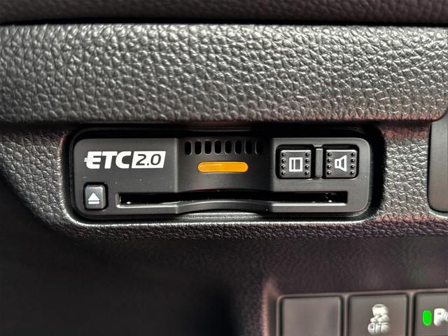 シビック EX 純正ナビ フルセグTV ドライブレコーダー LEDヘッドライト アダプティブクルコン シートヒーター パワーシート ETC2.0 ワイヤレス充電器 BOZEサウンド(9枚目)