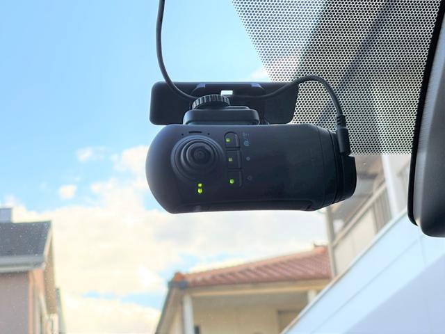 エスクァイア ハイブリッドGi セーフティセンス 純正10.5incナビ リア天吊りモニター フルセグTV バックモニター 両側パワースライドドア LEDヘッドライト ドラレコ スマートエントリー シートヒーター クルコン ETC(4枚目)