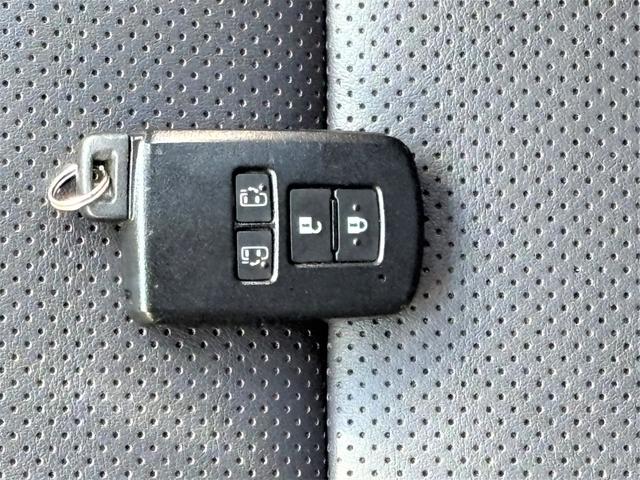 エスクァイア ハイブリッドGi セーフティセンス 純正10.5incナビ リア天吊りモニター フルセグTV バックモニター 両側パワースライドドア LEDヘッドライト ドラレコ スマートエントリー シートヒーター クルコン ETC(10枚目)