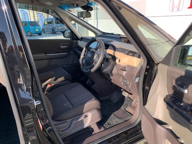 フリードハイブリッド ハイブリッド・Gホンダセンシング バックカメラ ETC(12枚目)