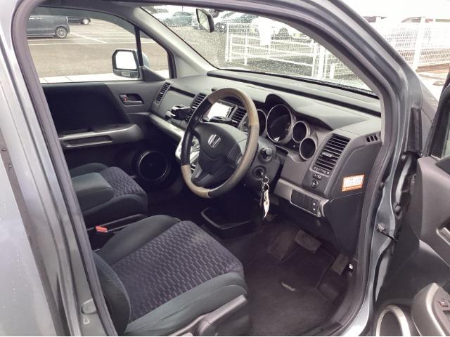 クロスロード 20X 4WD ワンオーナー アルミホイール 3列シート(9枚目)