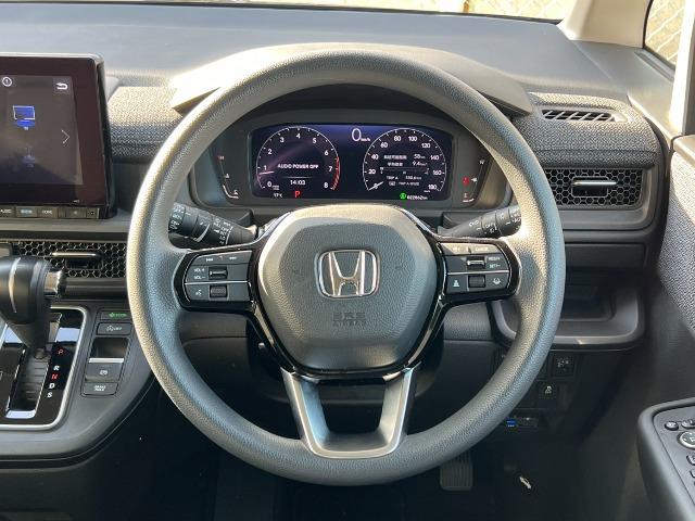 ステップワゴン エアー　純正ナビ　両側ＰＳドア　ドラレコ前後　アルミホイール（29枚目）