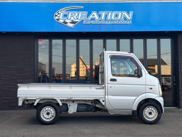 キャリイトラック ＫＣエアコン・パワステ　ワンオーナー車　５ＭＴ　ＥＴＣ　純正ＡＭ／ＦＭ　ヘッドライトレベライザー　荷台ゴムマット　ゲートプロテクター　荷室三方開　エアコン　パワステ　フロアゴムマット（14枚目）