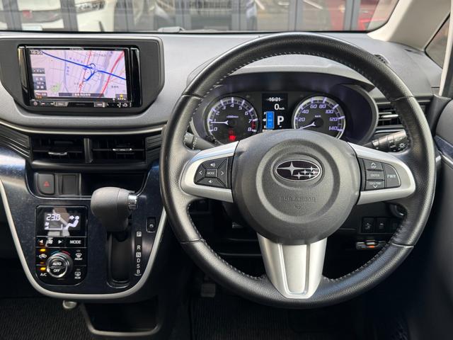 ステラ カスタムＲＳ　スマートアシスト　禁煙車　ナビＴＶ　Ｂカメラ　Ｂｌｕｅｔｏｏｔｈ接続　ＣＤ／ＤＶＤ再生　シートヒーター　ドライブレコーダー　ＥＴＣ　クリアランスソナー　衝突被害軽減システム　ＬＥＤヘッドランプ　アイドリングストップ　オート電動格納ミラー（8枚目）