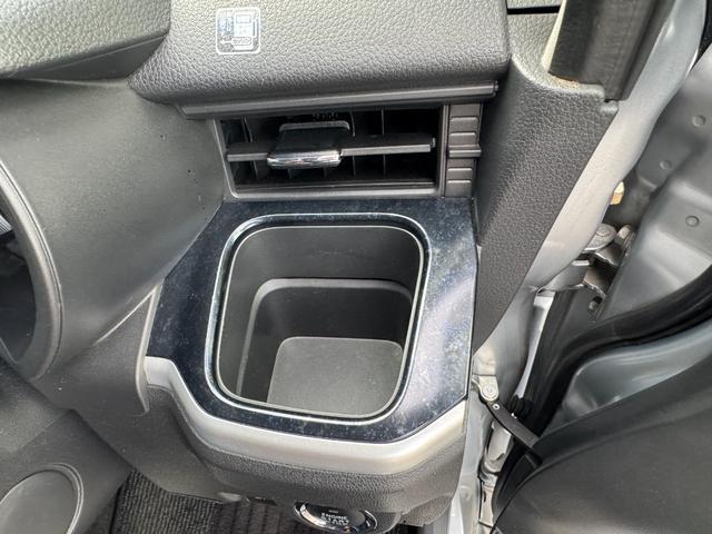 ステラ カスタムＲＳ　スマートアシスト　禁煙車　ナビＴＶ　Ｂカメラ　Ｂｌｕｅｔｏｏｔｈ接続　ＣＤ／ＤＶＤ再生　シートヒーター　ドライブレコーダー　ＥＴＣ　クリアランスソナー　衝突被害軽減システム　ＬＥＤヘッドランプ　アイドリングストップ　オート電動格納ミラー（43枚目）