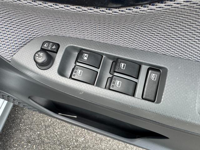 ステラ カスタムＲＳ　スマートアシスト　禁煙車　ナビＴＶ　Ｂカメラ　Ｂｌｕｅｔｏｏｔｈ接続　ＣＤ／ＤＶＤ再生　シートヒーター　ドライブレコーダー　ＥＴＣ　クリアランスソナー　衝突被害軽減システム　ＬＥＤヘッドランプ　アイドリングストップ　オート電動格納ミラー（51枚目）