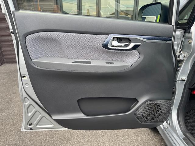 ステラ カスタムＲＳ　スマートアシスト　禁煙車　ナビＴＶ　Ｂカメラ　Ｂｌｕｅｔｏｏｔｈ接続　ＣＤ／ＤＶＤ再生　シートヒーター　ドライブレコーダー　ＥＴＣ　クリアランスソナー　衝突被害軽減システム　ＬＥＤヘッドランプ　アイドリングストップ　オート電動格納ミラー（54枚目）