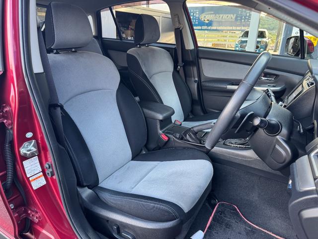 ＸＶハイブリッド ２．０ｉ－Ｌアイサイト　ワンオーナー禁煙車　ナビＴＶ　ＥＴＣ　バックカメラ　コーナーセンサー　Ｂｌｕｅｔｏｏｔｈ接続　レーダークルーズコントロール　レーンアシスト　衝突被害軽減システム　４ＷＤ　オートライト　ＨＩＤ　パワーシート　ルーフレール　スマートキー（3枚目）