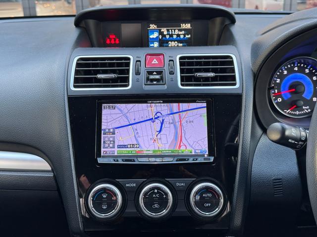 ＸＶハイブリッド ２．０ｉ－Ｌアイサイト　ワンオーナー禁煙車　ナビＴＶ　ＥＴＣ　バックカメラ　コーナーセンサー　Ｂｌｕｅｔｏｏｔｈ接続　レーダークルーズコントロール　レーンアシスト　衝突被害軽減システム　４ＷＤ　オートライト　ＨＩＤ　パワーシート　ルーフレール　スマートキー（14枚目）