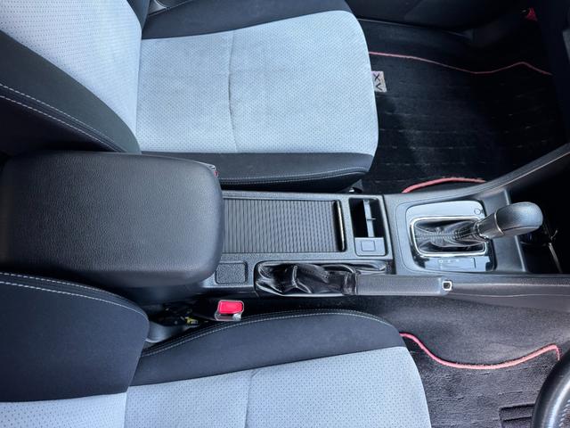 ＸＶハイブリッド ２．０ｉ－Ｌアイサイト　ワンオーナー禁煙車　ナビＴＶ　ＥＴＣ　バックカメラ　コーナーセンサー　Ｂｌｕｅｔｏｏｔｈ接続　レーダークルーズコントロール　レーンアシスト　衝突被害軽減システム　４ＷＤ　オートライト　ＨＩＤ　パワーシート　ルーフレール　スマートキー（40枚目）