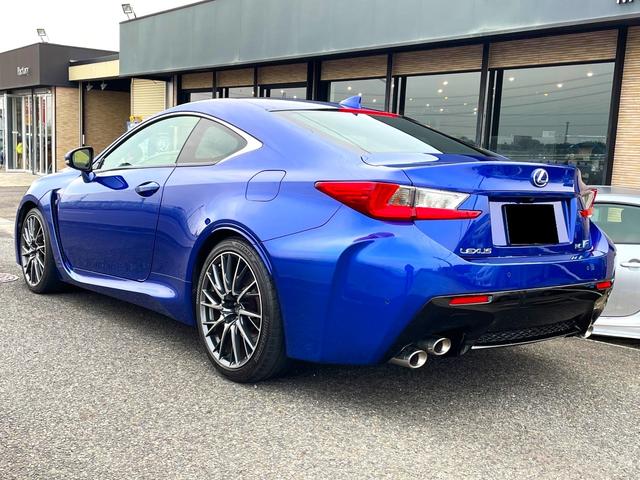 ＲＣ Ｆ ベースグレード　４７７馬力　ＮＡ　Ｖ８　５Ｌ　ヒートブルー　無事故車（2枚目）