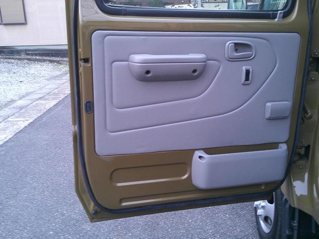 ダイナトラック Wキャブロング 外装車内ニューペイント 前後パワーウインドウ ディーゼル ダブルキャブ ロング 6人乗り(31枚目)