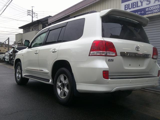 ご来店の際は外出してます事も多々ございます為、ご来店前にお電話をいただけますと大変助かります。