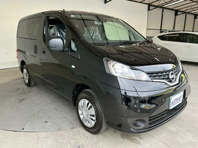 ＮＶ２００バネットバン ＧＸ　登録済み未使用車！　衝突軽減ブレーキ　障害物センサー　アイドリングストップ　スマートキー　プライバシーガラス　両側スライド　電動格納ミラー　オートハイビーム　盗難防止装置　オートライト（8枚目）