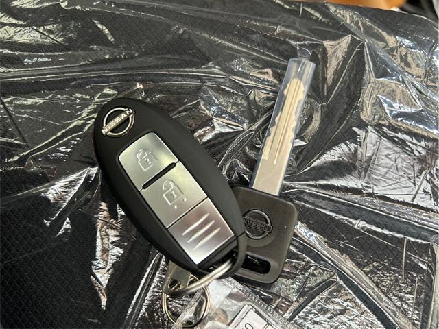 ＮＶ２００バネットバン ＧＸ　登録済み未使用車！　衝突軽減ブレーキ　障害物センサー　アイドリングストップ　スマートキー　プライバシーガラス　両側スライド　電動格納ミラー　オートハイビーム　盗難防止装置　オートライト（35枚目）