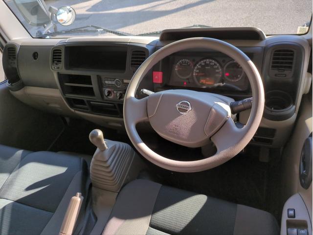 アトラストラック ショートスーパーローＤＸ　５ＭＴ　キーレス　トリイ加工　リアダブルタイヤ　電動格納ミラー　ガソリン車　低床　木床　３方開　最積１．５ｔ　フォグランプ（12枚目）