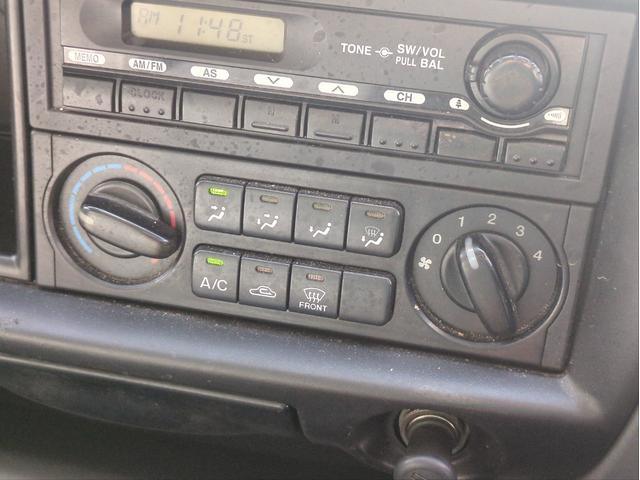 ボンゴトラック ＤＸ　ワンオーナー　５ＭＴ　３方開　リアダブルタイヤ（26枚目）