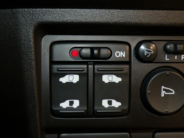 フリード Gプレミアムエディション Bluetooth接続両側電動スライドドアETCインターナビスマートキー 盗難防止 VSA Bカメラ ウォークスルー オートクルーズ キーレスキー 禁煙 パワステ AAC ETC車載器 3列シート(10枚目)