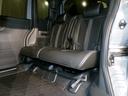清潔で広々したシートです!後部座席でもゆったり快適に過ごせるので、後ろに座る人たちもドライブが楽しくなりますよ。是非、現車を見て体感してみてください。