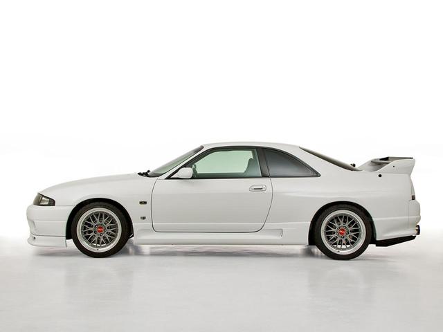 スカイライン GT-R 平成9年後期モデル BCNR33GTR 4WD クルーズコントロール ABS エアバック パワステ パワーウィンドウ エアロ ローダウン ETC ナビ TVフルセグ CD DVD 記録簿(4枚目)