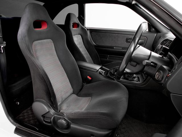 スカイライン GT-R 平成9年後期モデル BCNR33GTR 4WD クルーズコントロール ABS エアバック パワステ パワーウィンドウ エアロ ローダウン ETC ナビ TVフルセグ CD DVD 記録簿(13枚目)