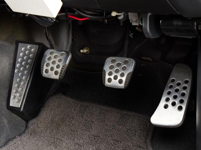 スカイライン GT-R 平成9年後期モデル BCNR33GTR 4WD クルーズコントロール ABS エアバック パワステ パワーウィンドウ エアロ ローダウン ETC ナビ TVフルセグ CD DVD 記録簿(19枚目)