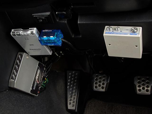 スカイライン GT-R 平成9年後期モデル BCNR33GTR 4WD クルーズコントロール ABS エアバック パワステ パワーウィンドウ エアロ ローダウン ETC ナビ TVフルセグ CD DVD 記録簿(20枚目)