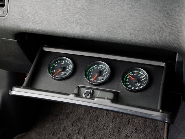 スカイライン GT-R 平成9年後期モデル BCNR33GTR 4WD クルーズコントロール ABS エアバック パワステ パワーウィンドウ エアロ ローダウン ETC ナビ TVフルセグ CD DVD 記録簿(28枚目)