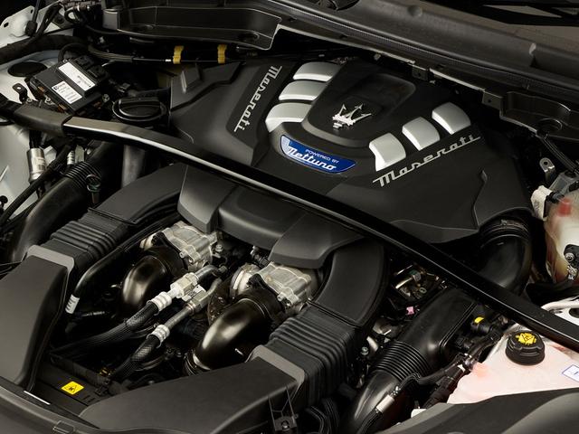 グレカーレ トロフェオ ビアンコ 21AW パノラミックガラスルーフ SonusFaberハイプレミアムサウンドシステム パンチングレザー シートヒータ V6 3リッターツインターボエンジン ETC2.0 記録簿スペア保証付(8枚目)