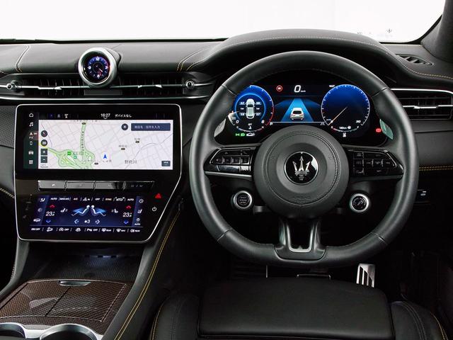 グレカーレ トロフェオ ビアンコ 21AW パノラミックガラスルーフ SonusFaberハイプレミアムサウンドシステム パンチングレザー シートヒータ V6 3リッターツインターボエンジン ETC2.0 記録簿スペア保証付(22枚目)