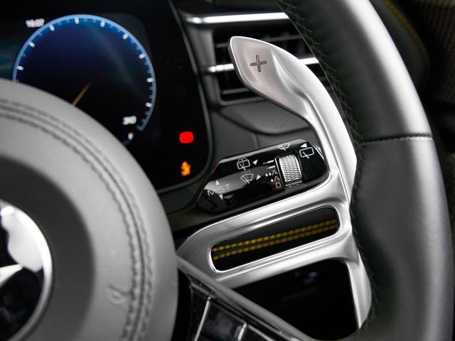 グレカーレ トロフェオ ビアンコ 21AW パノラミックガラスルーフ SonusFaberハイプレミアムサウンドシステム パンチングレザー シートヒータ V6 3リッターツインターボエンジン ETC2.0 記録簿スペア保証付(24枚目)