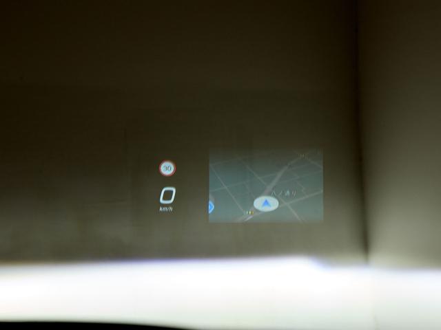 グレカーレ トロフェオ ビアンコ 21AW パノラミックガラスルーフ SonusFaberハイプレミアムサウンドシステム パンチングレザー シートヒータ V6 3リッターツインターボエンジン ETC2.0 記録簿スペア保証付(25枚目)